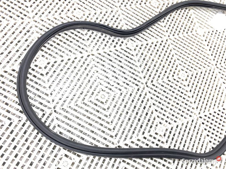 USZCZELKA KLAPY BAGAŻNIKA BMW G30 SedanLimuzyna podkarpackie