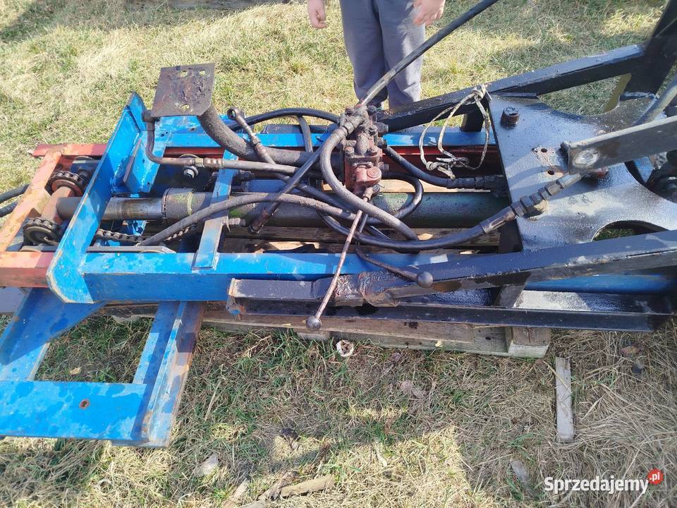 Widłak c 330 nieuszkodzony Piaseczno