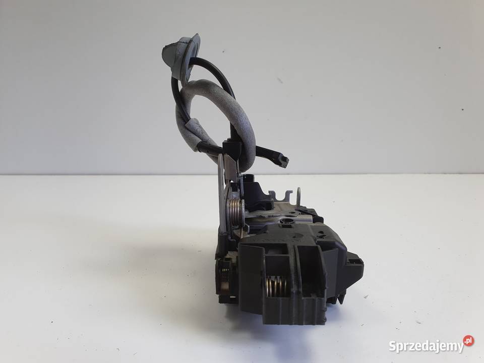 Volvo V40 II ZAMEK DRZWI lewy tył KIEROWCY