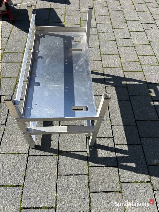 Baza stelaż kopraki gpu kart graficznych Izdebnik