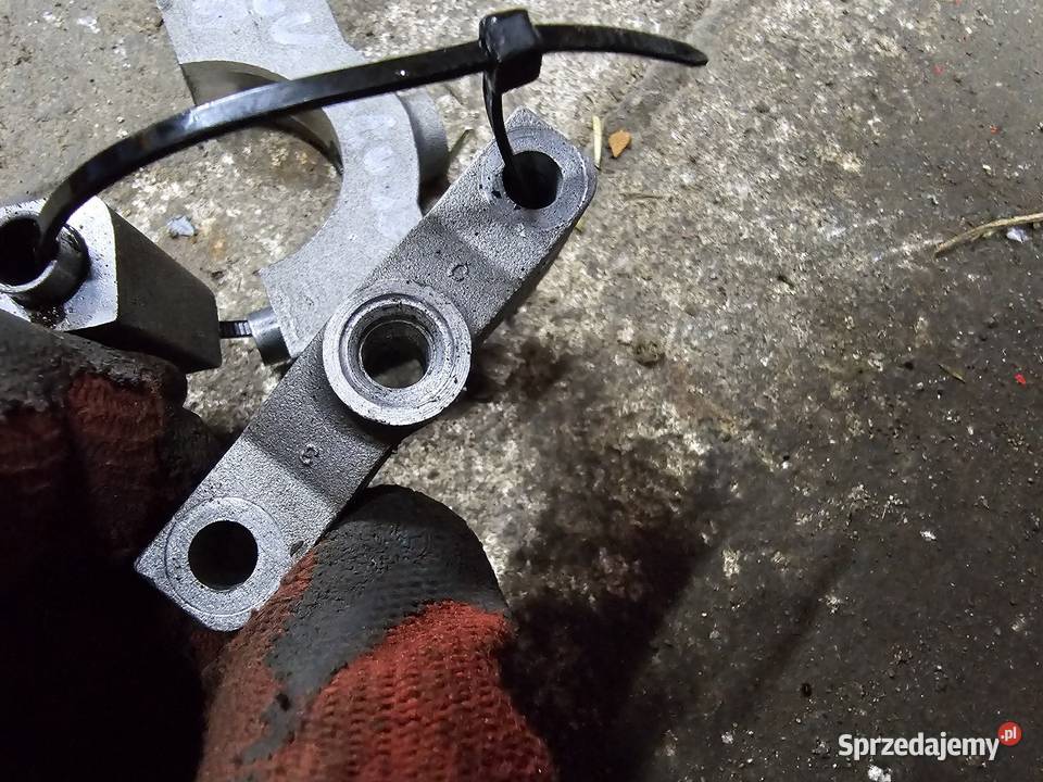 Hyosung GV 125 mostek mostki uchwyty wałków Jelenia Góra