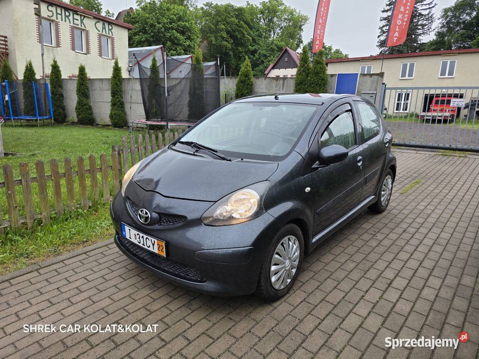 Toyota Aygo 10900 złoty Chełmsko Śląskie