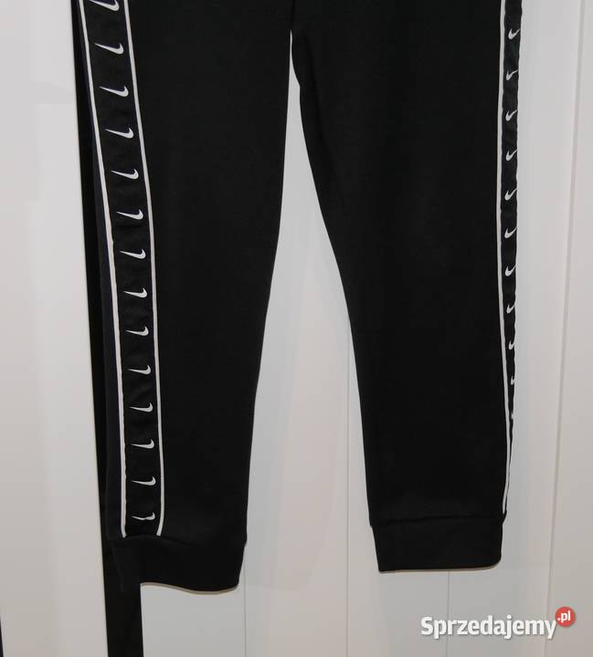 Nike świetne spodnie dresowe 147 158 Wrocław