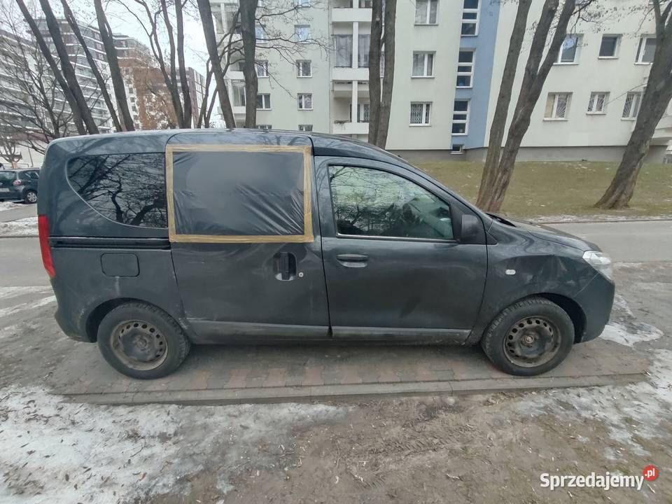 Syndyk sprzeda Dacia Dokker 16 SCe 100 2018 r 294121km Warszawa
