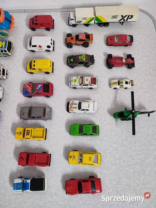 samochodziki z PRLu 31 sztuk Myszków