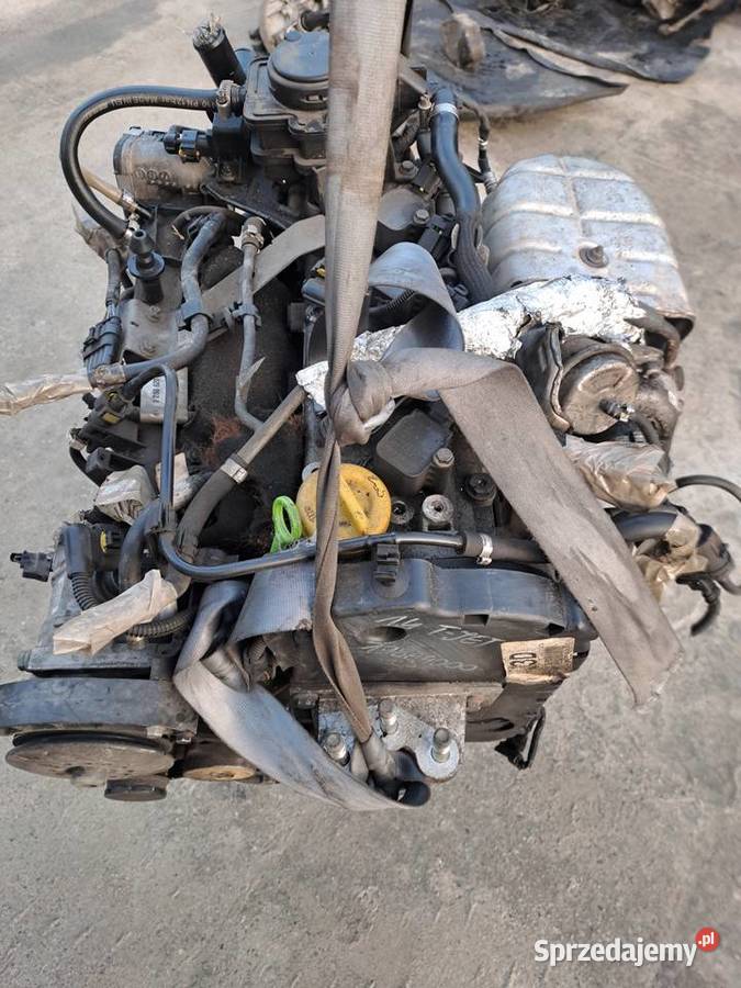 Fiat Linea 14 TJet 120 silnik kompletny kod