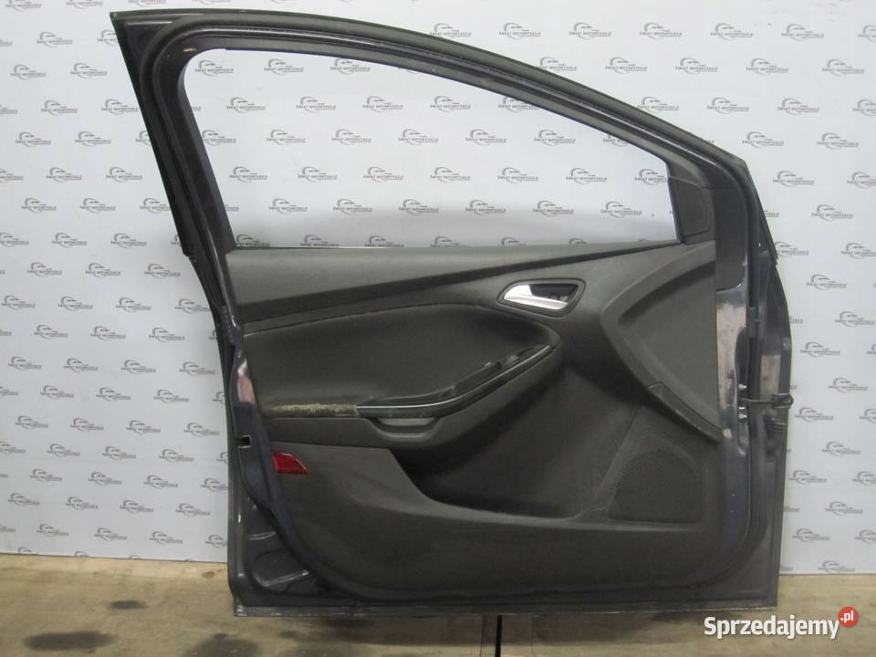 FORD FOCUS MK3 III 12r drzwi lewe przód