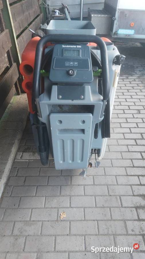 Maszyna czyszczaca Hako Scrubmaster B90