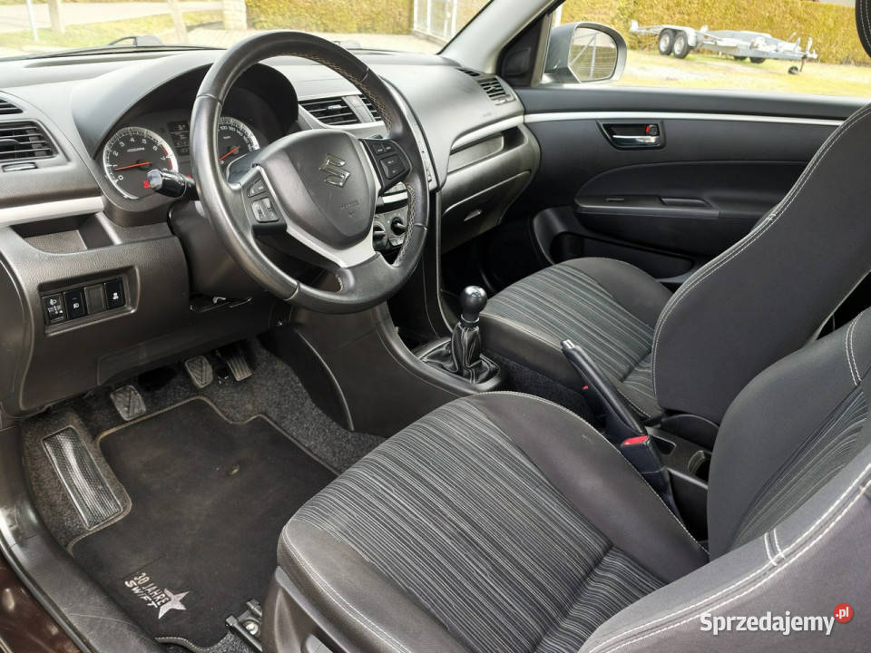 Suzuki Swift 13 92 Eu5 Klima 3 Drzwi V 20102017 wspomaganie kierownicy śląskie Goczałkowice-Zdrój sprzedam