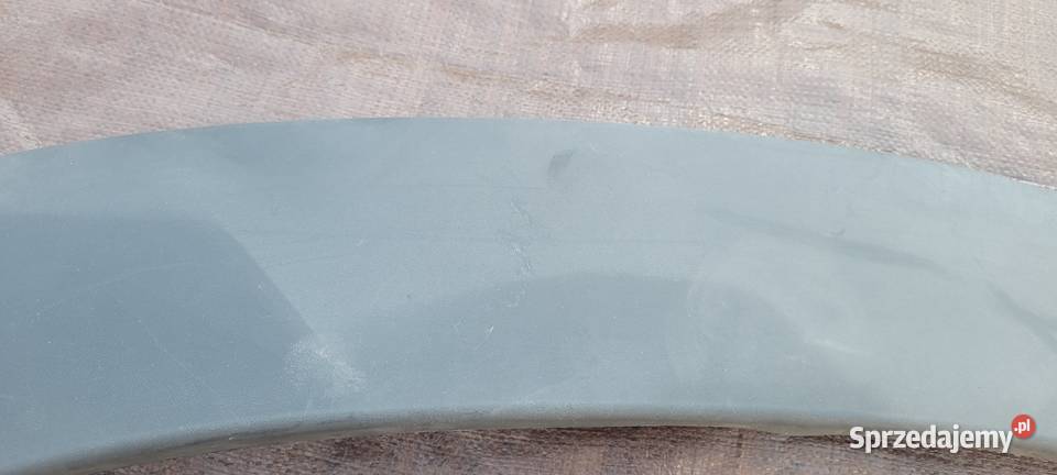 DACIA DUSTER LISTWA NA BŁOTNIK LEWA TYŁ osobowe Ruda Śląska