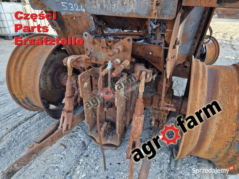 John Deere 3310 części silnik skrzynia biegów Byków