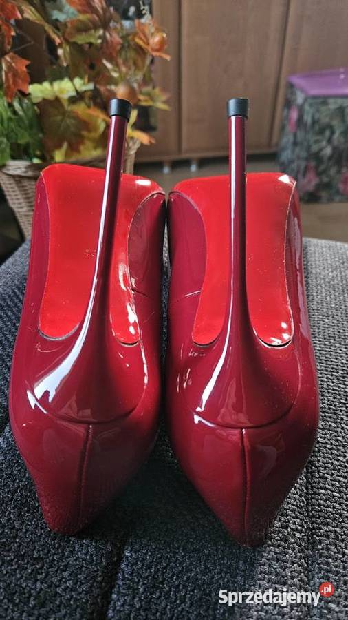 Szpilki 43 czerwone wysokie lakierki nowe Szczecin