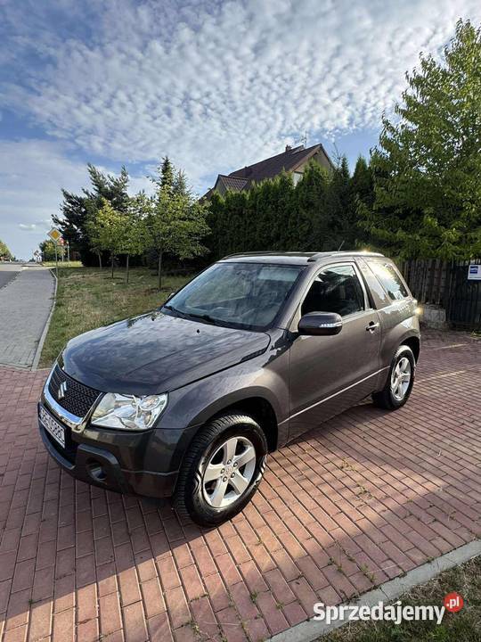 Suzuki Grand Vitara benzyna gaz LPG salon Polska Rok produkcji 2011 Zgierz