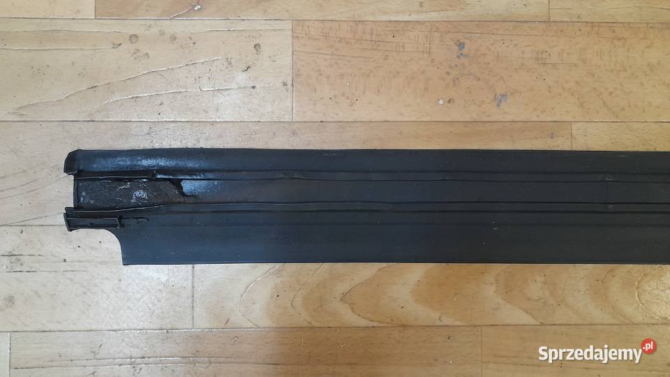 Listwa gumowa audi 80 cabriocoupe drzwi prawa listwy boczne dolnośląskie