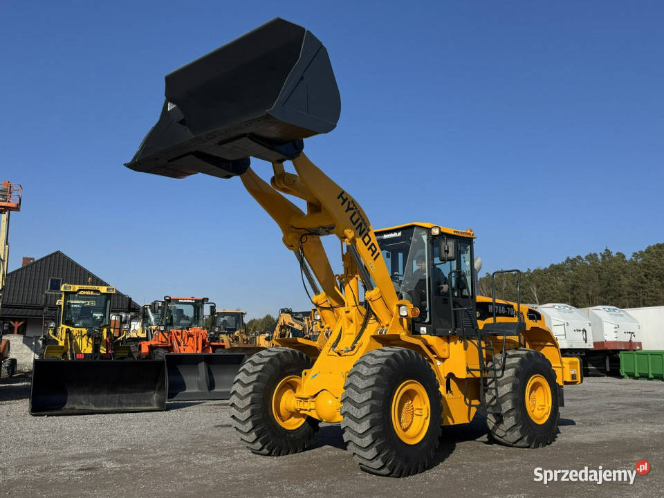 duża kołowa Hyundai HL7607A Centralne Smarowanie Widełki