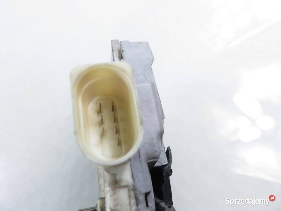 ZAMEK PRAWY PRZEDNI VW PASSAT B6 3C2 3C1837016 osobowe małopolskie