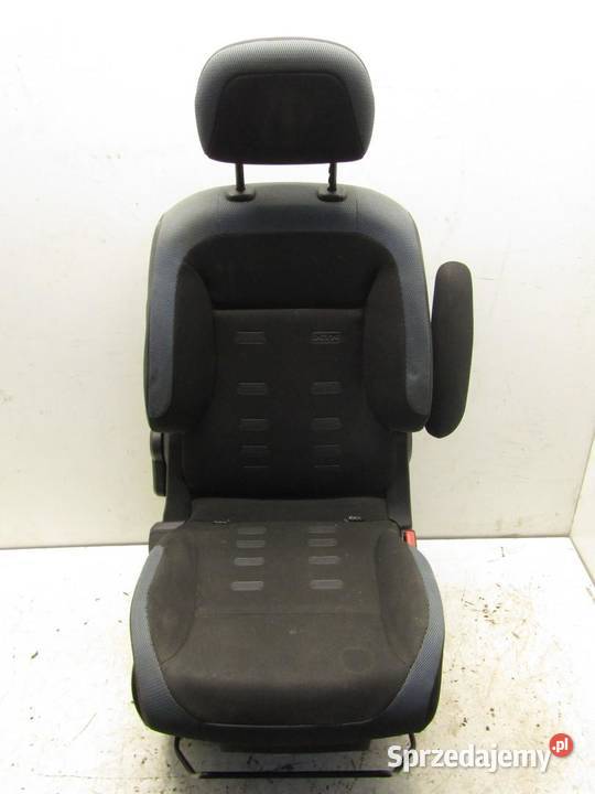 FOTEL PRZEDNI PRAWY PRZÓD CITROEN BERLINGO II osobowe lubelskie sprzedam
