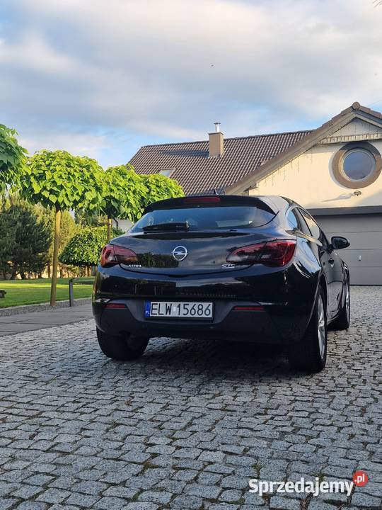 Opel Astra J GTC 17 CDTI 110KM łódzkie Rzgów