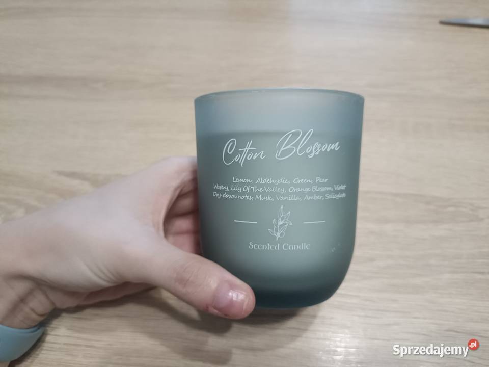 Świeczka Cotton Blossom