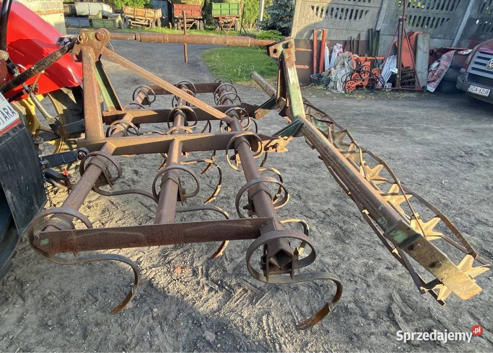 Kultywator Agromasz Maszyny rolnicze Różyny