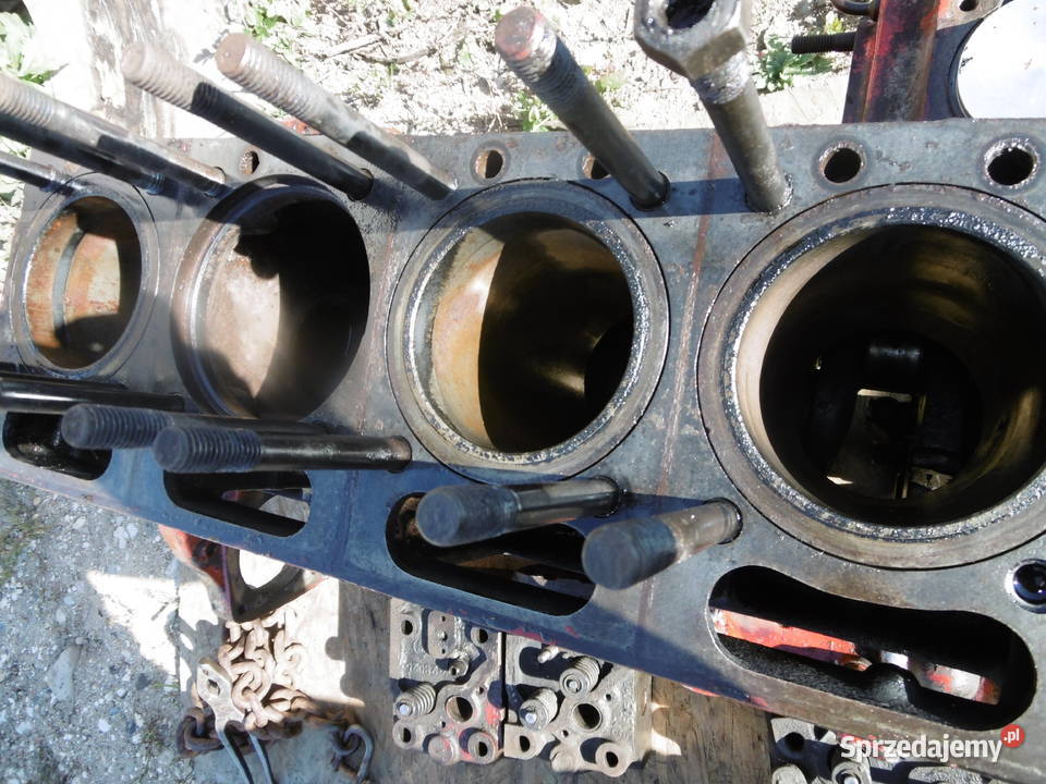 Ursus C360 C4011 C355 Blok silnika wał głowice Starachowice