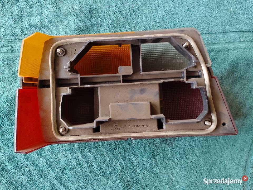 Volkswagen Passat B1 fabrycznie nowe lampy tylne Gliwice sprzedam