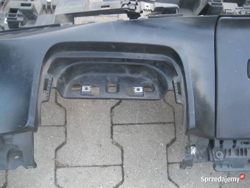 bmw 2 u06 2225r deska rozdzielcza konsola dół osobowe Rakoniewice