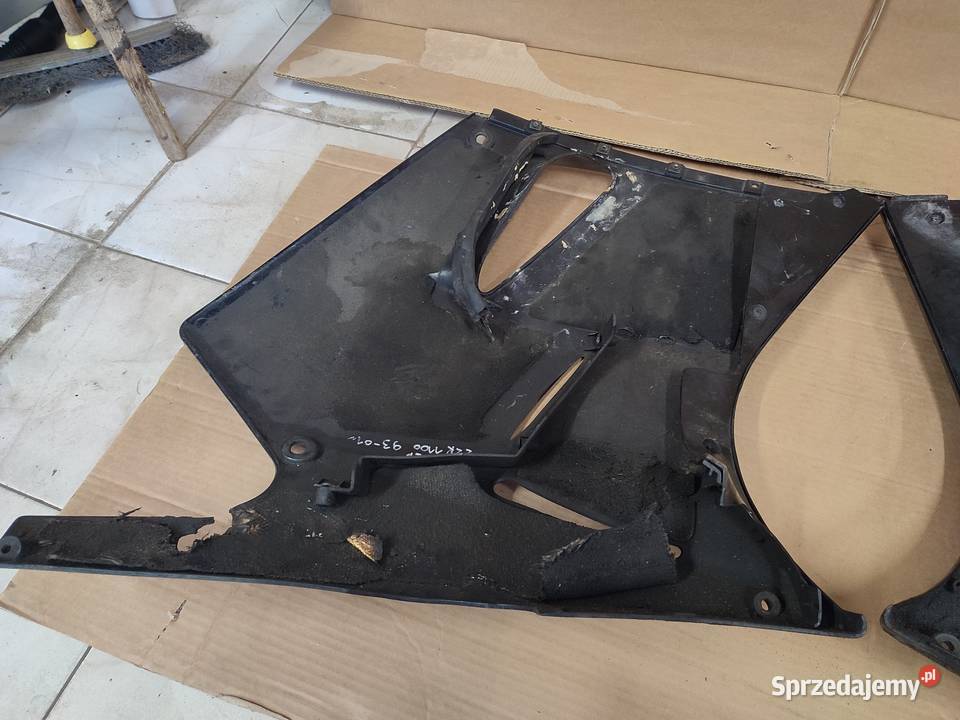 Kawasaki ZZR 1100 owiewki boczki prawy lewy Jelenia Góra sprzedam