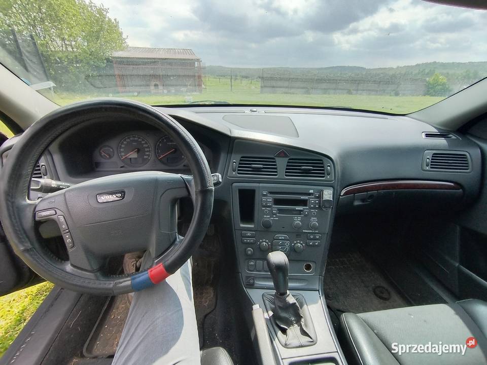 Volvo V70 uszkodzone zawieszenie prawy przód Zawiercie