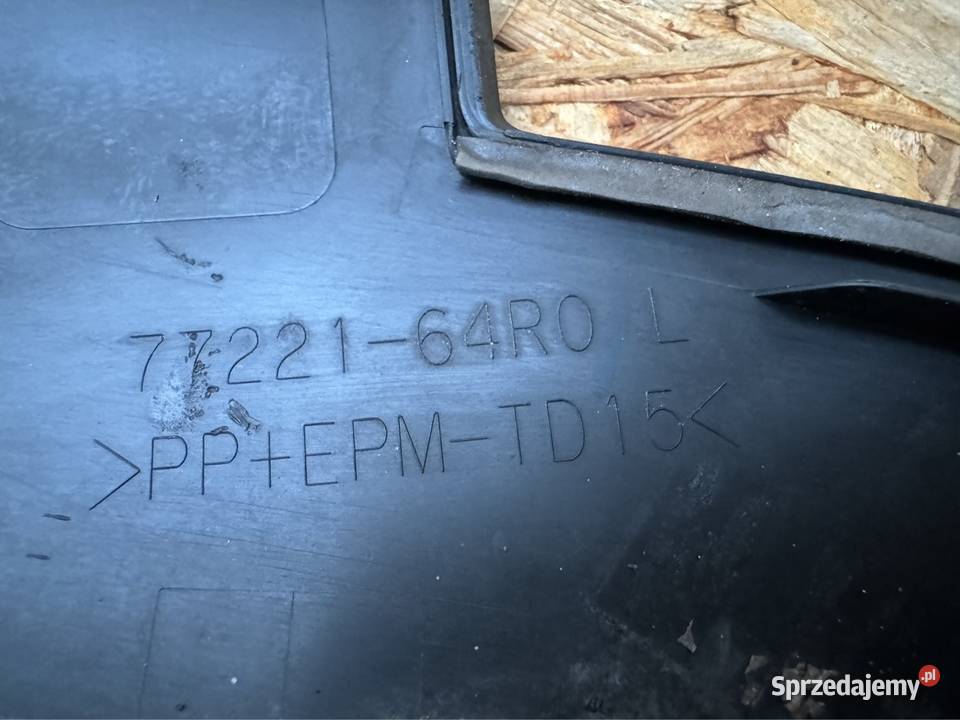 Listwa błotnika przód lewa LH Suzuki sx4 scross Listwy i nakładki Sieraków