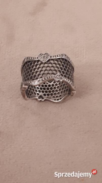 pierścionek srebrny Pandora sprzedam