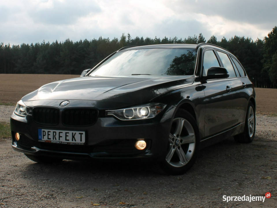 BMW 318 F30 F31 20 D 143 BiXenon NAVI Grzane światła przeciwmgielne Zielenin