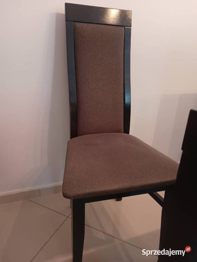 Sprzedam stół z krzesłami