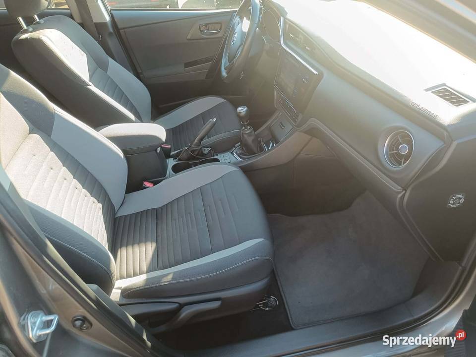 Toyota Auris II Hatchback 5d Facelifting 12 D4T 116KM podkarpackie Sanok