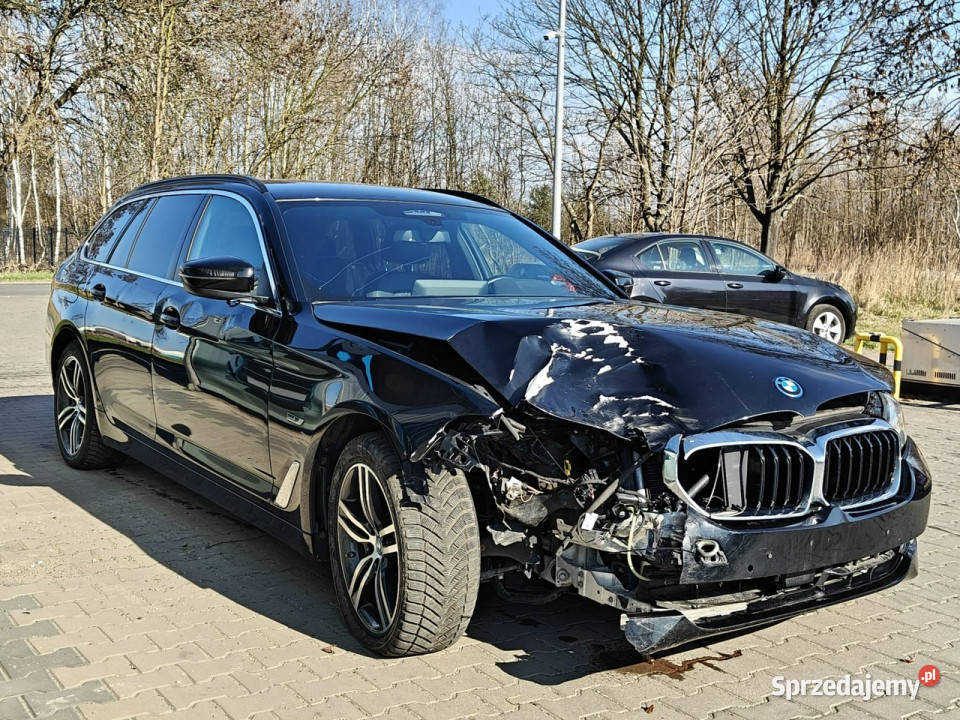 BMW 530 Hybryda Plug In G30 2017 asystent pasa ruchu Karczew