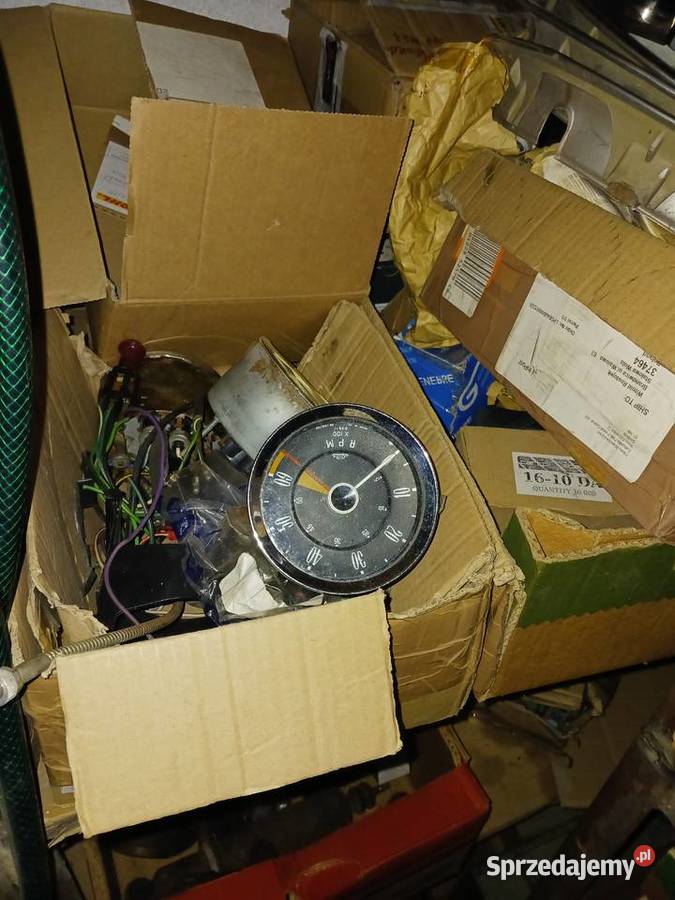 Triumph TR6 części benzyna Stalowa Wola