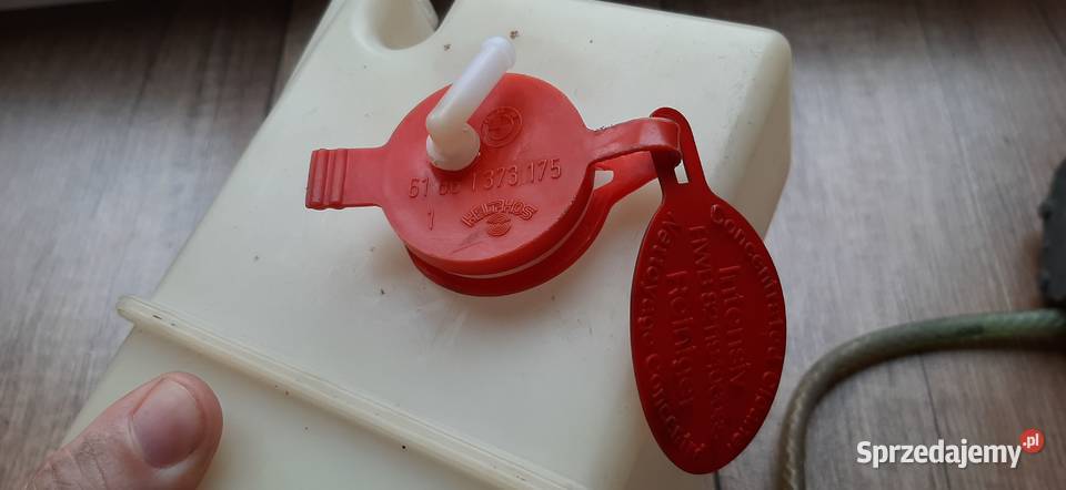 zbiornik płynu spryskiwacza szyb bmw e23 pompka mazowieckie Mińsk Mazowiecki