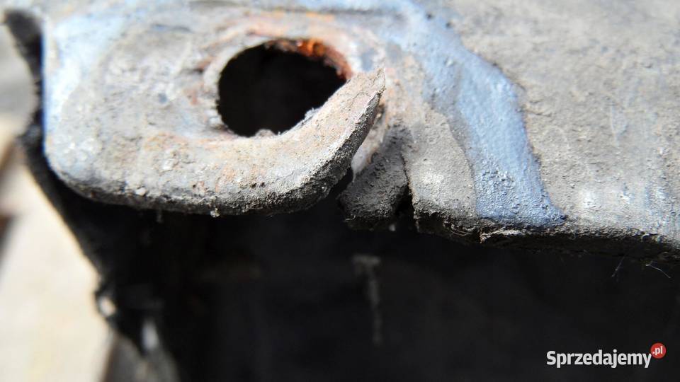 CITROEN NEMO 13r zderzak przód