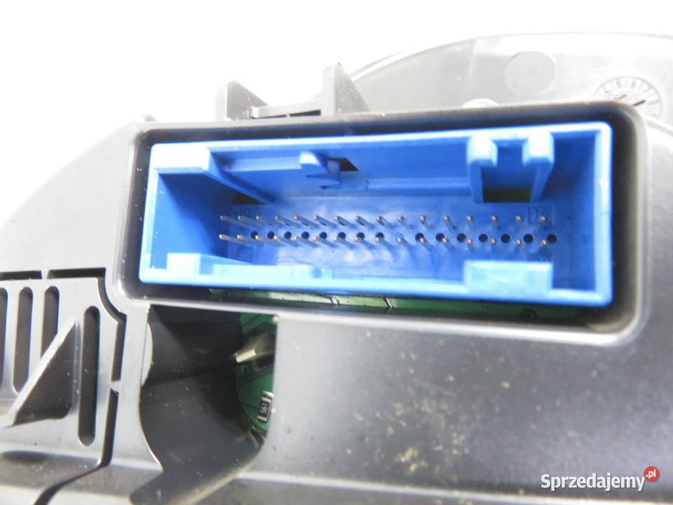 LICZNIK VW PASSAT B5 FL sedan 19 TDI 3B0920825A osobowe