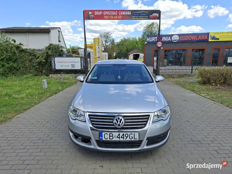 Volkswagen Passat B6 16 benzyna Sedan stan Zarejestrowany w Polsce