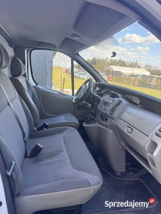 Opel vivaro 255 przebiegu klima hak zamiana Słupca