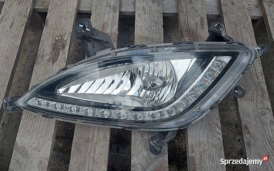 Hyundai i20 lift 1215r halogen LED lewy przod osobowe Jelenia Góra