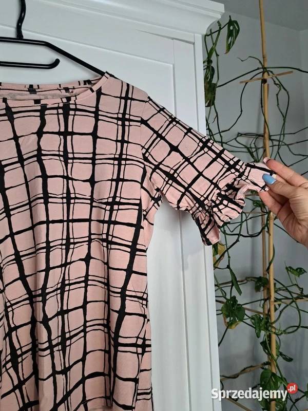 Stylowa różowa bluzka Carry Casual z modnym Bluzki i koszule Trąbki Wielkie