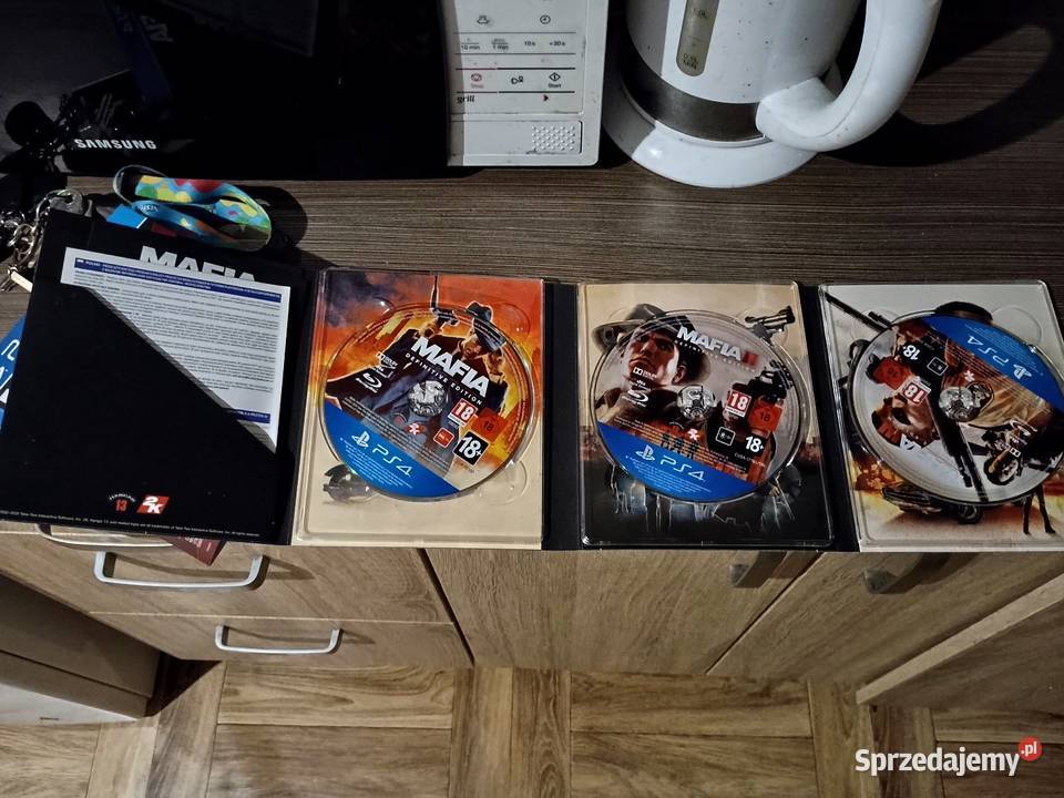 Sprzedam Mafia The Trilogy na 4