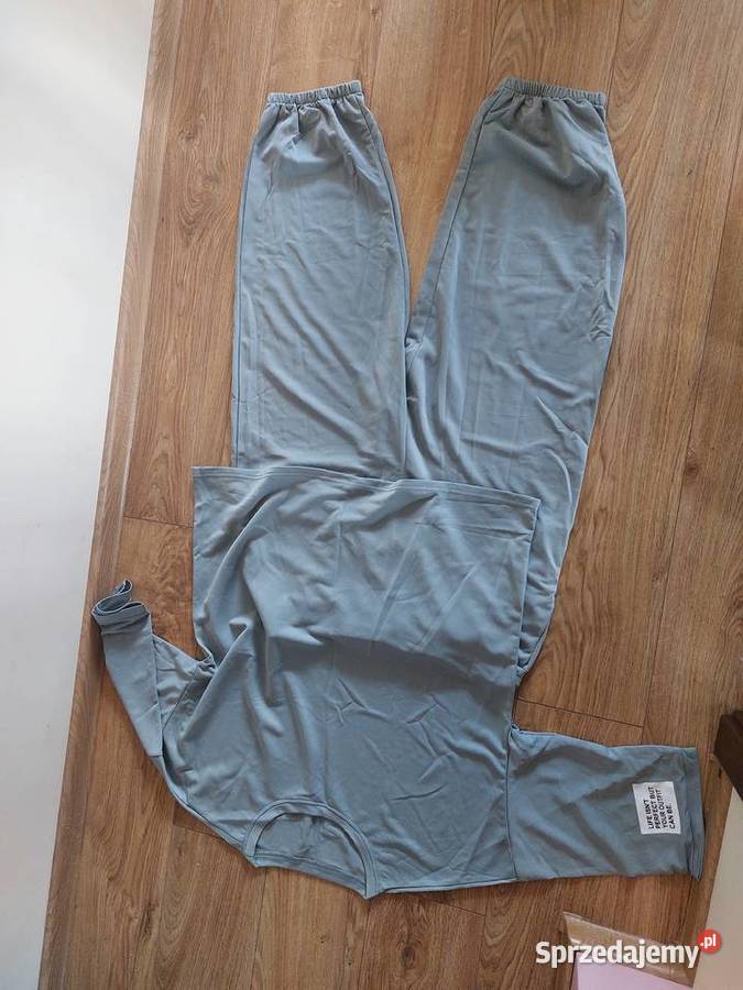 Dresy cienkie ładne Rozmiar 42(XL) Jaminy sprzedam