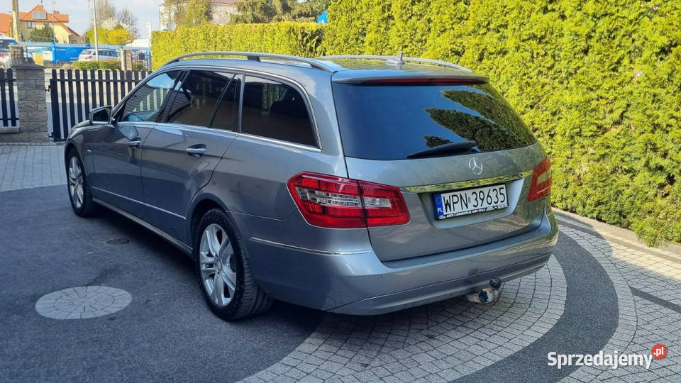 Mercedes E 220 AVANTGARDE Automat 170 Led światła przeciwmgielne Płońsk sprzedam