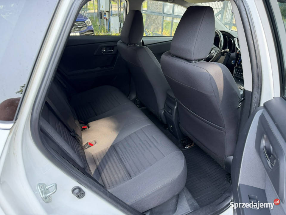 Toyota Auris 18 HSD 136 Serwisowany Kamera Ładny mazowieckie Otwock Mały