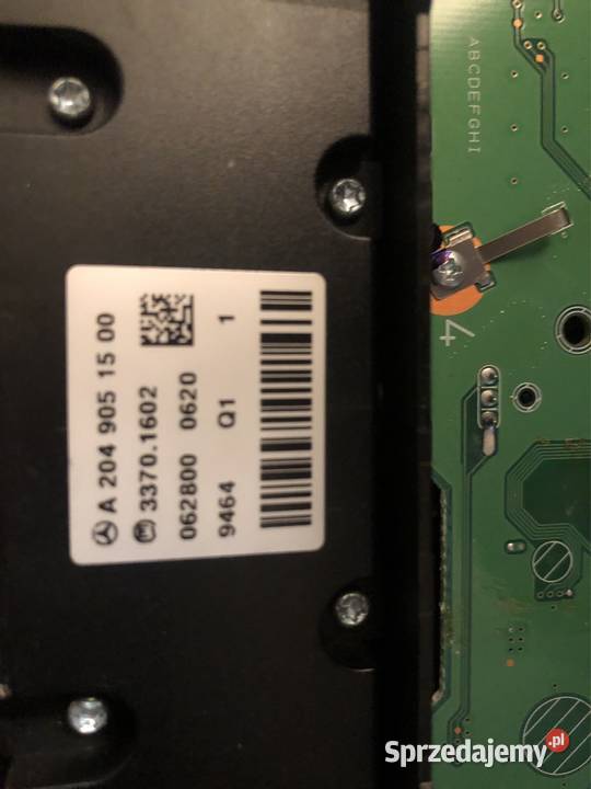 Panel mercedes w204 radio klimy Rok produkcji 2009 Kielce