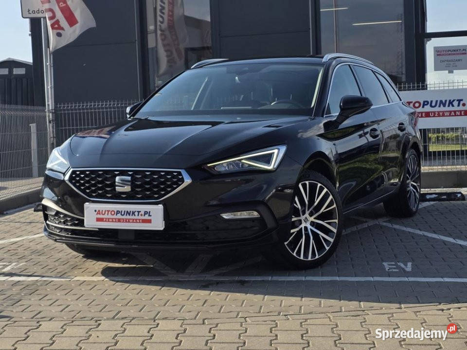 SEAT Leon 2022r FV23 grzane fotele kierownica nieuszkodzony Poznań