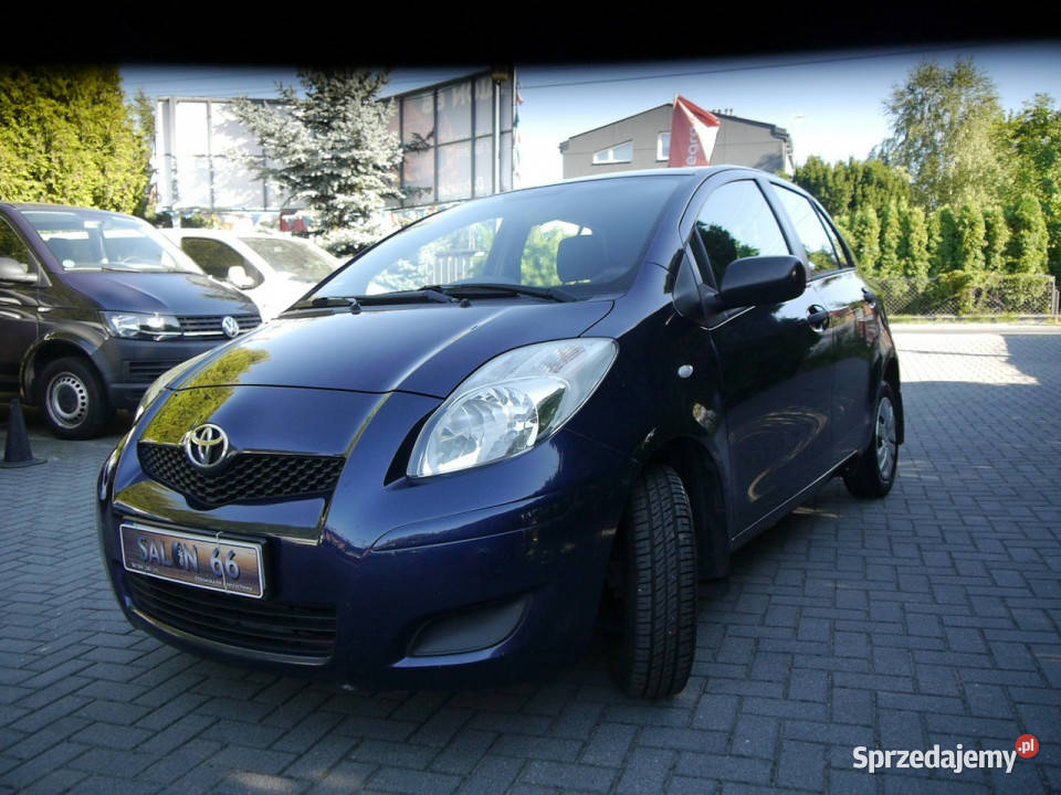 Toyota Yaris Salon Polska Stan b klima bez rdzy VAT marża śląskie Częstochowa